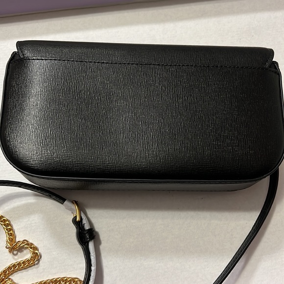 Tory Burch Robinson wallet on chain - Picture 10 of 11